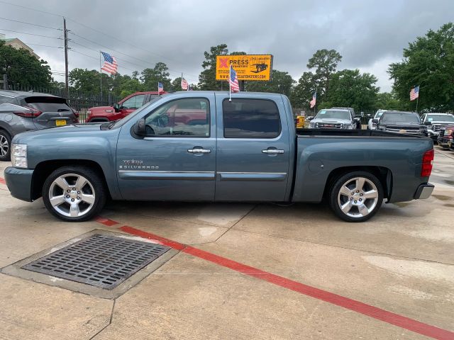 Photo 14 of 2009 Chevrolet Silverado 1 for sale in Cypress, TX