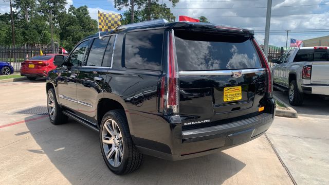 Photo 16 of 2016 Cadillac Escalade Premium for sale in Cypress, TX