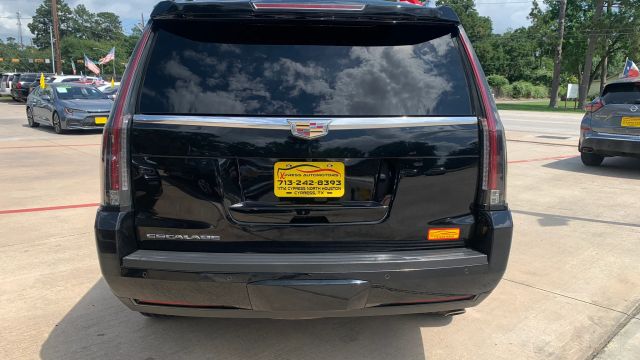 Photo 18 of 2016 Cadillac Escalade Premium for sale in Cypress, TX