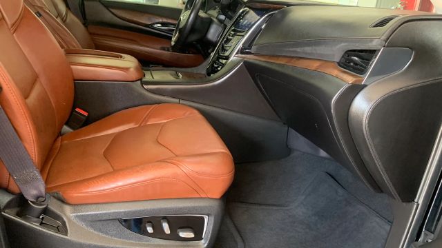 Photo 40 of 2016 Cadillac Escalade Premium for sale in Cypress, TX