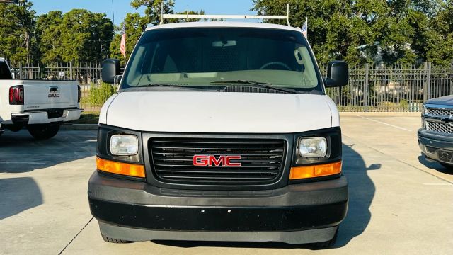 Photo 14 of 2017 GMC Savana 2500 for sale in Cypress, TX