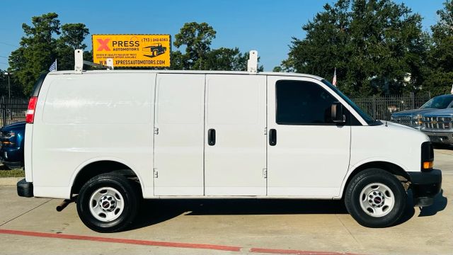 Photo 24 of 2017 GMC Savana 2500 for sale in Cypress, TX