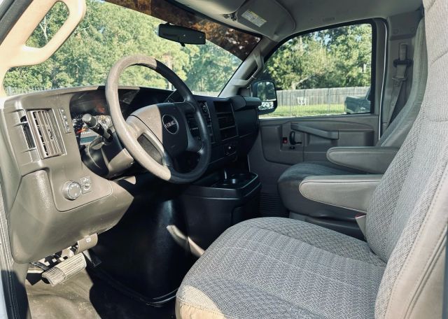 Photo 36 of 2017 GMC Savana 2500 for sale in Cypress, TX