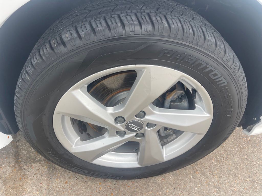 Photo 23 of 2020 Audi Q3 Quattro for sale in Tomball, TX