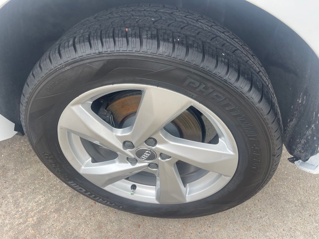 Photo 27 of 2020 Audi Q3 Quattro for sale in Tomball, TX