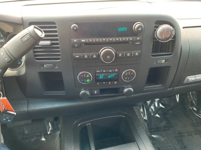 Photo 6 of 2012 Chevrolet Silverado for sale in Cypress, TX