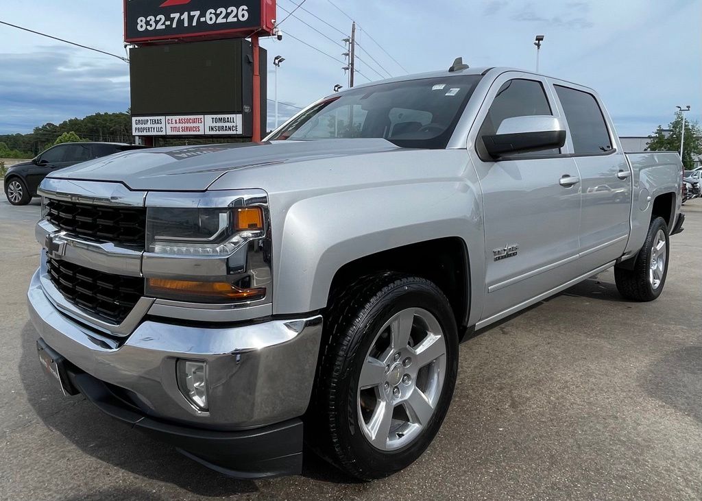 Photo 5 of 2018 Chevrolet Silverado LT for sale in Tomball, TX