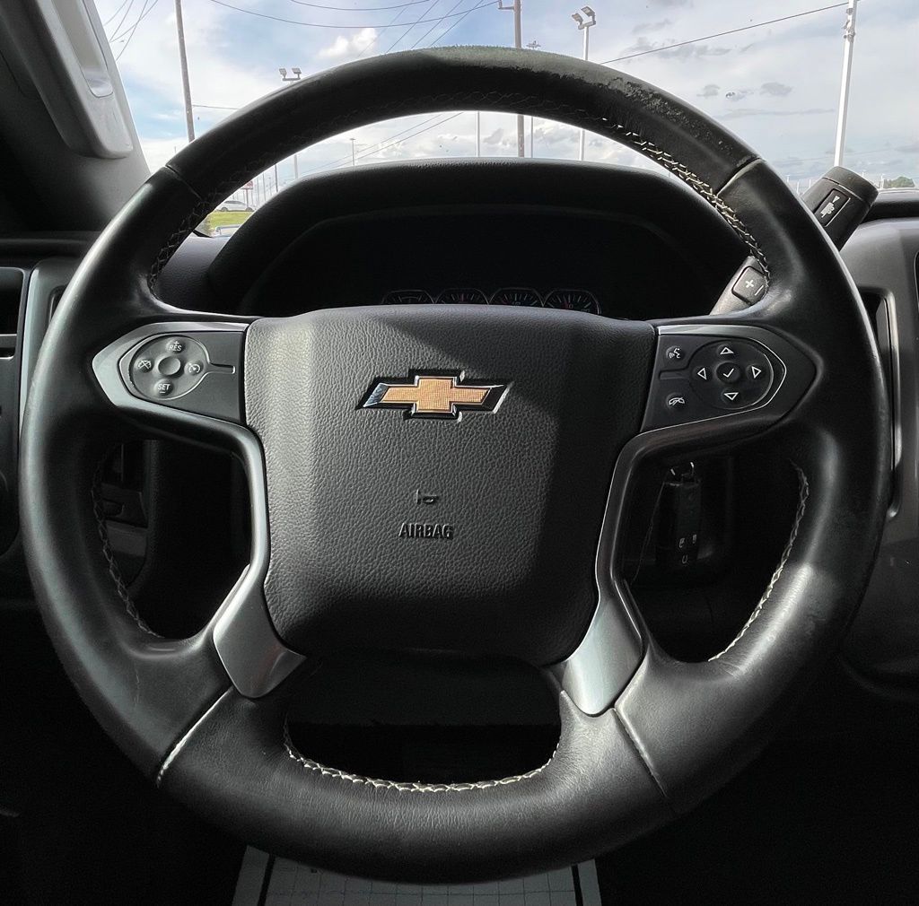 Photo 33 of 2018 Chevrolet Silverado LT for sale in Tomball, TX
