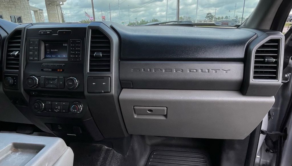 Photo 53 of 2017 Ford F-350 Super for sale in Tomball, TX