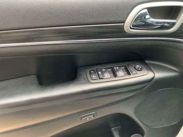 Photo 35 of 2022 Jeep Grand Cherokee Limited, for sale in Cypress, TX