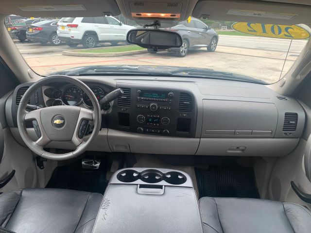 Photo 5 of 2012 Chevrolet Silverado for sale in Cypress, TX