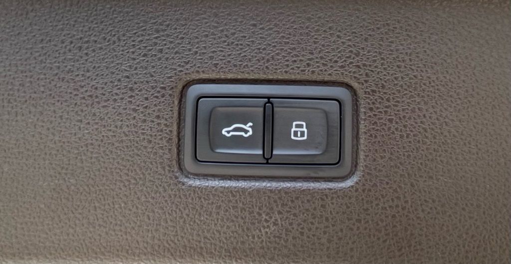 Photo 27 of 2017 Audi Q7 Quattro for sale in Tomball, TX