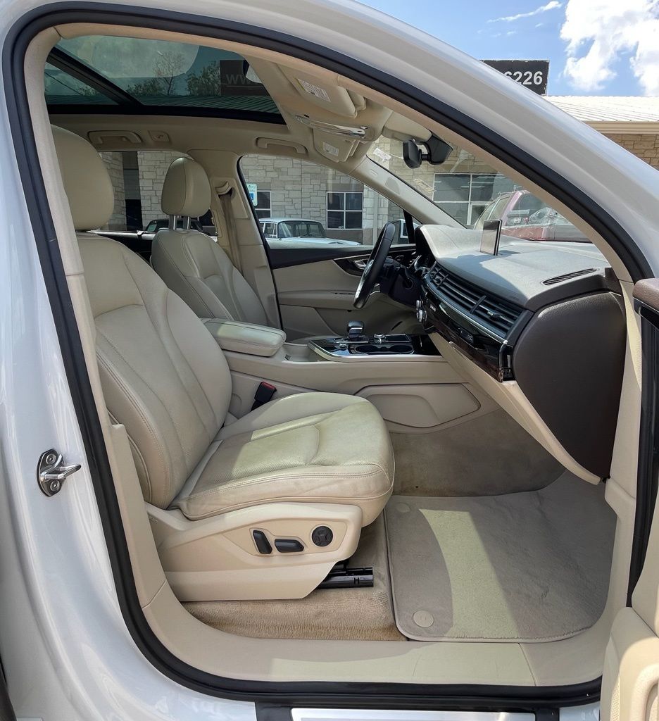 Photo 63 of 2017 Audi Q7 Quattro for sale in Tomball, TX