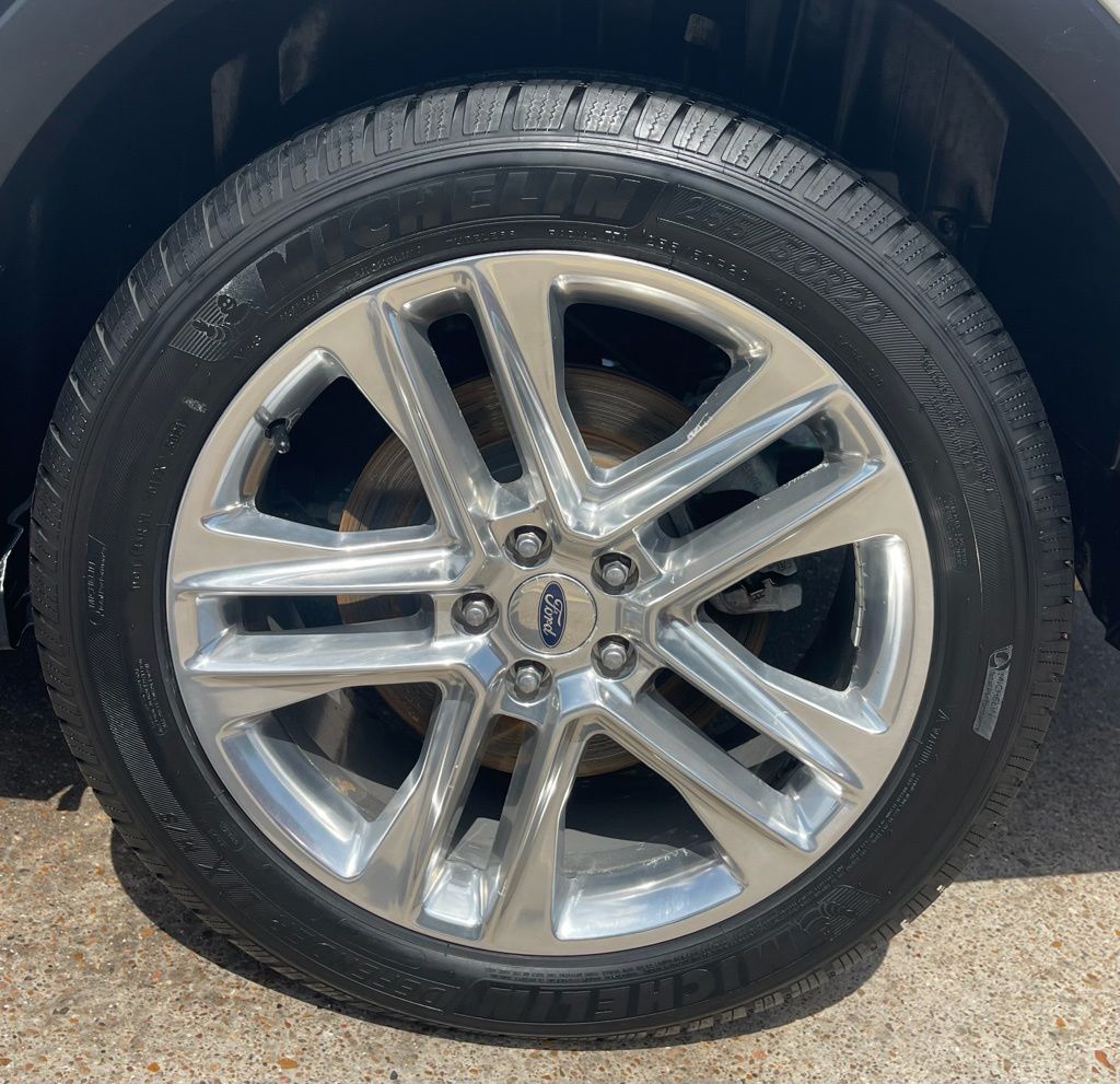 Photo 19 of 2016 Ford Explorer Limited for sale in Tomball, TX