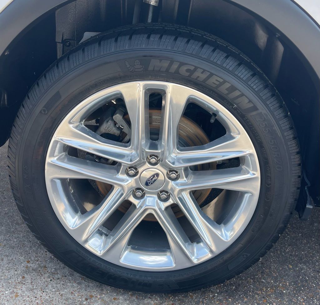 Photo 21 of 2016 Ford Explorer Limited for sale in Tomball, TX
