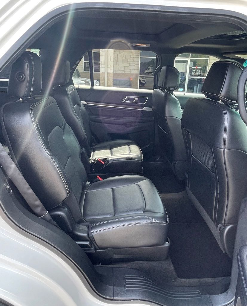 Photo 53 of 2016 Ford Explorer Limited for sale in Tomball, TX