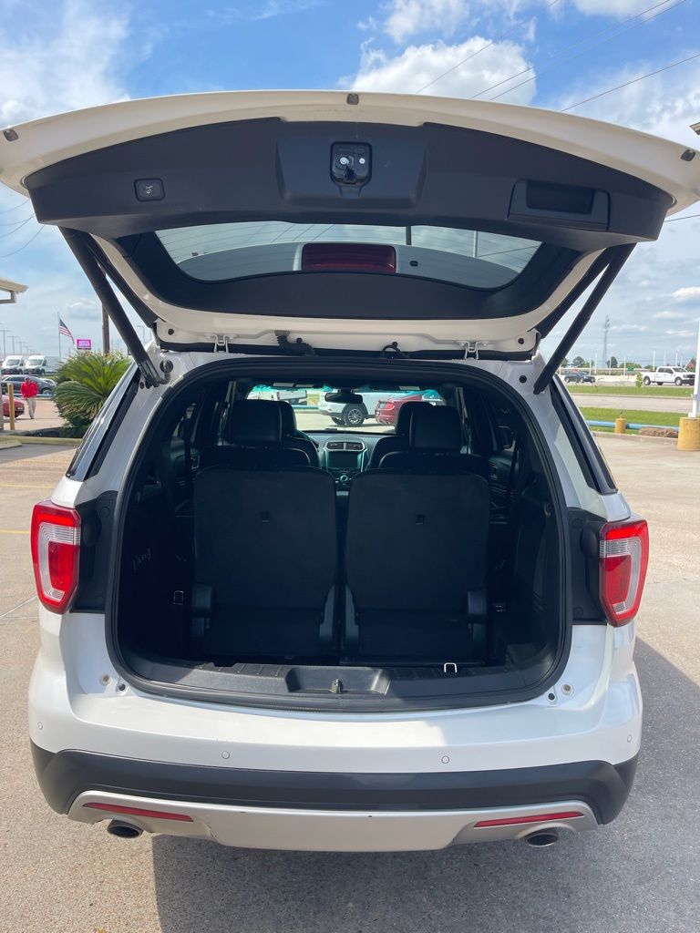 Photo 61 of 2016 Ford Explorer Limited for sale in Tomball, TX