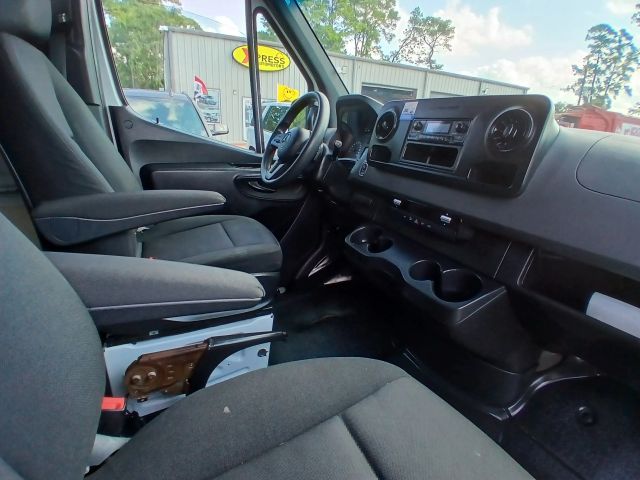 Photo 23 of 2022 Mercedes-Benz Sprinter for sale in Cypress, TX