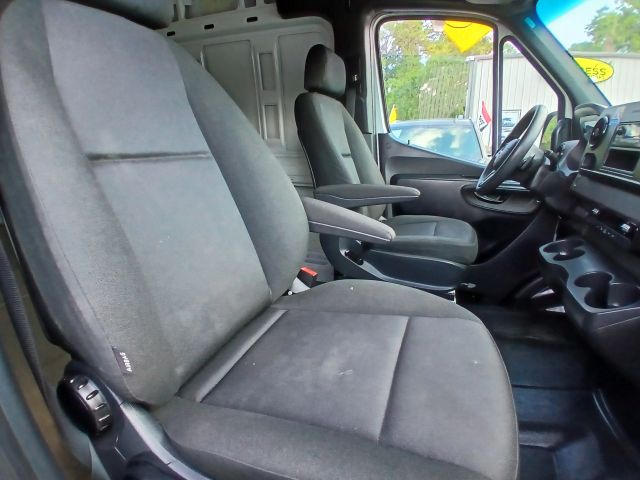 Photo 27 of 2022 Mercedes-Benz Sprinter for sale in Cypress, TX