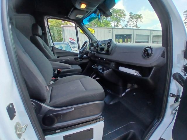 Photo 29 of 2022 Mercedes-Benz Sprinter for sale in Cypress, TX