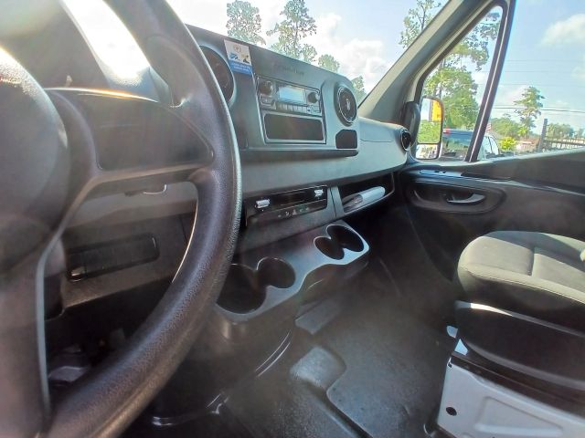 Photo 39 of 2022 Mercedes-Benz Sprinter for sale in Cypress, TX