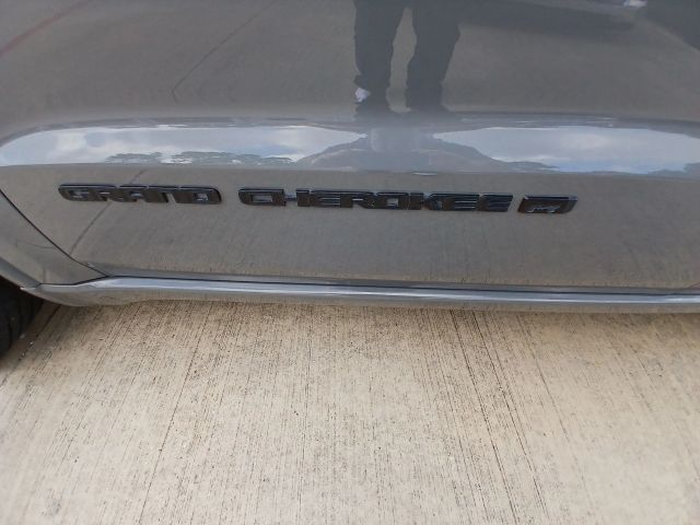 Photo 9 of 2018 GMC Sierra for sale in Cypress, TX