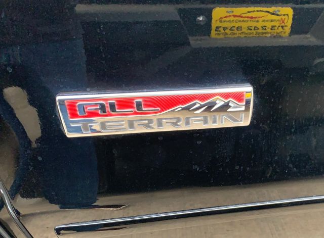 Photo 5 of 2016 GMC Sierra for sale in Cypress, TX