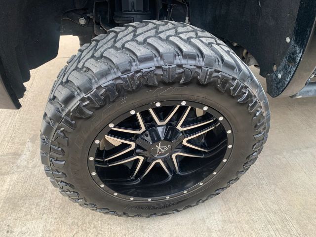 Photo 9 of 2016 GMC Sierra for sale in Cypress, TX